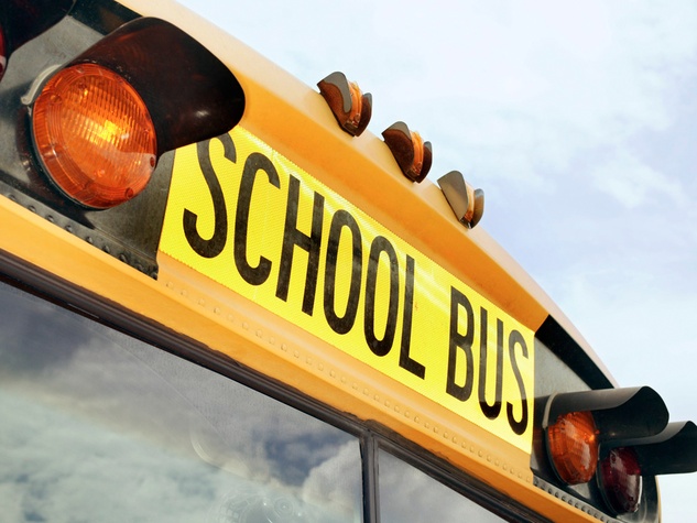 School-bus-back-of-bus-with-writing_150415